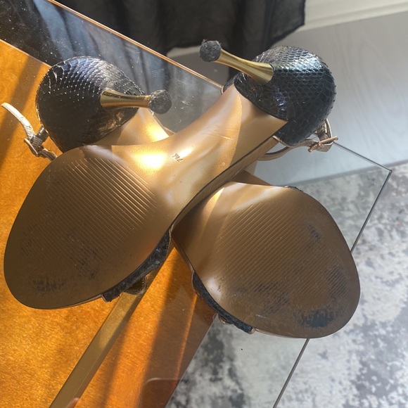 Guess Pencil Heel - Picture 4 of 4